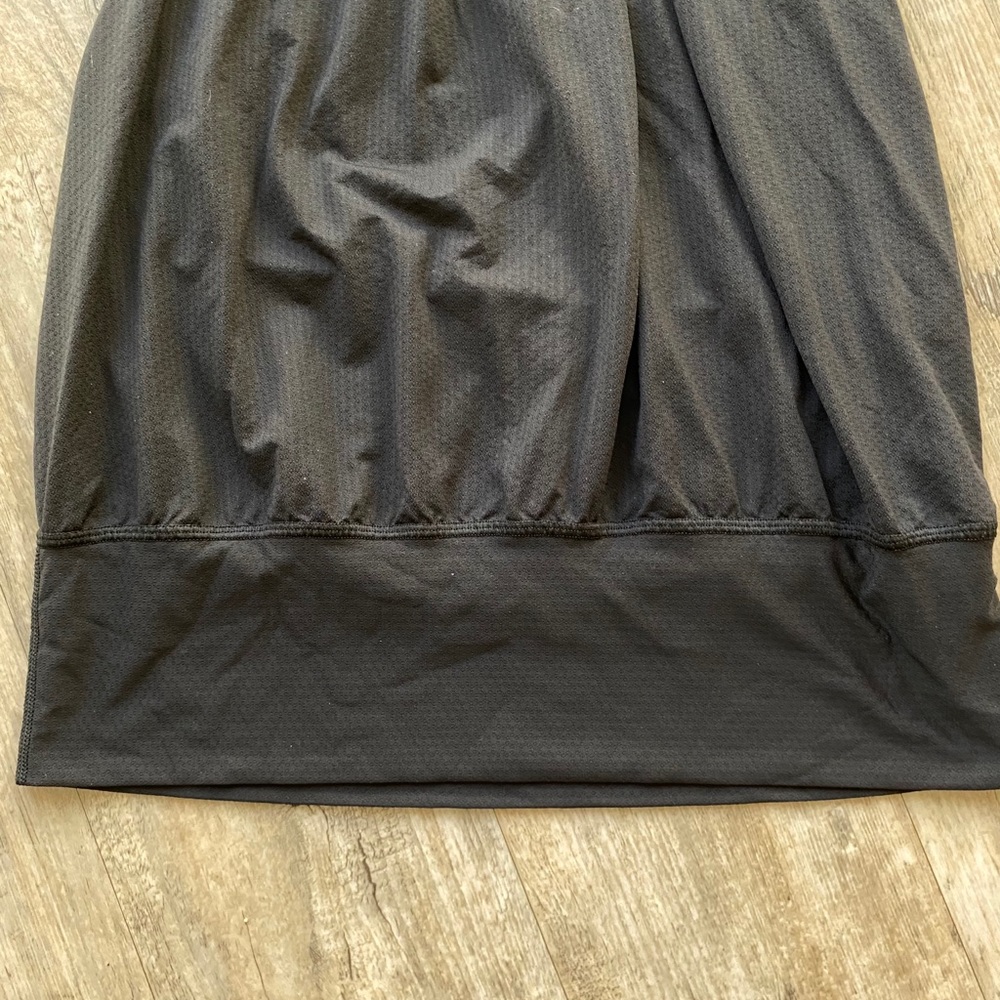 Lululemon Top - Picture 10 of 11